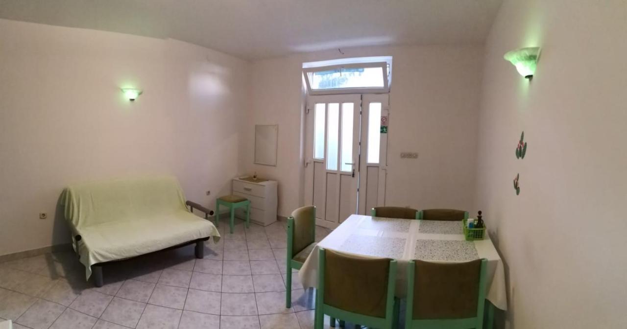 Apartments Sretna Gradac  Luaran gambar