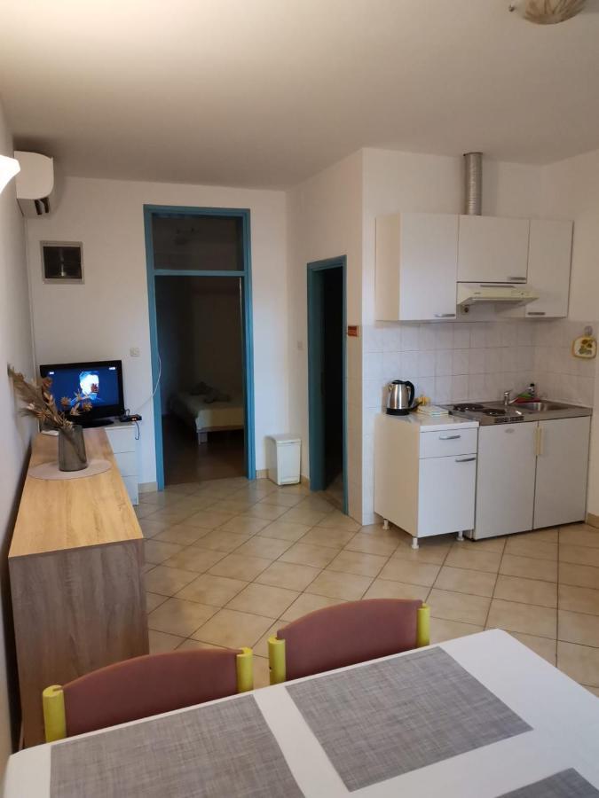 Apartments Sretna Gradac  Luaran gambar