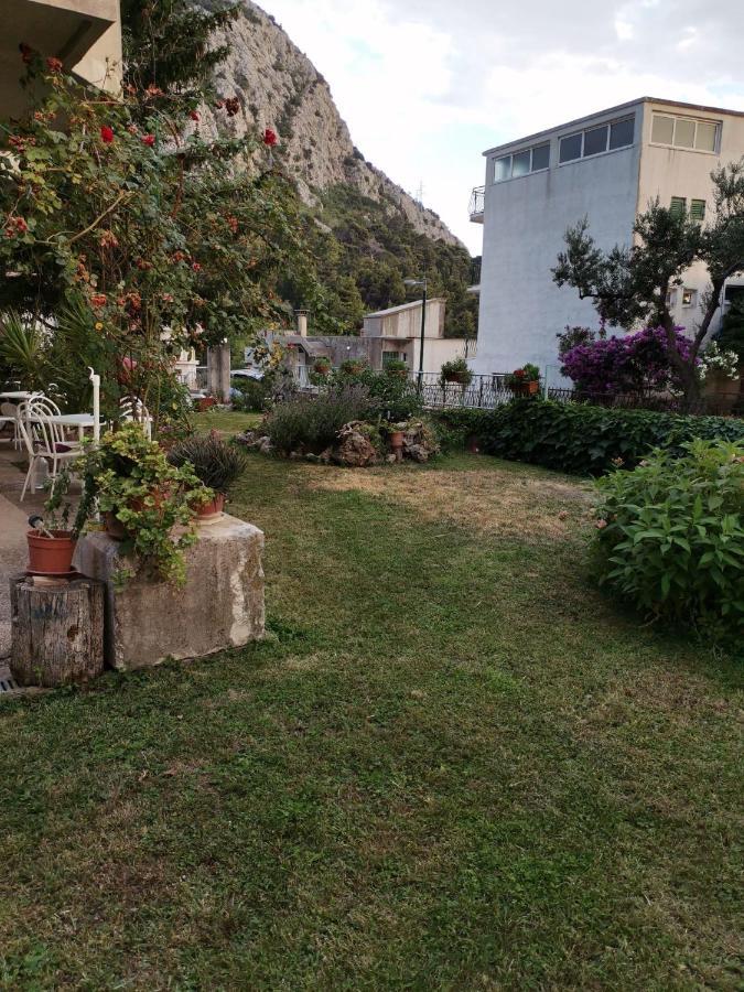 Apartments Sretna Gradac  Luaran gambar